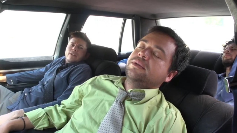 кадр из фильма Reto caliente