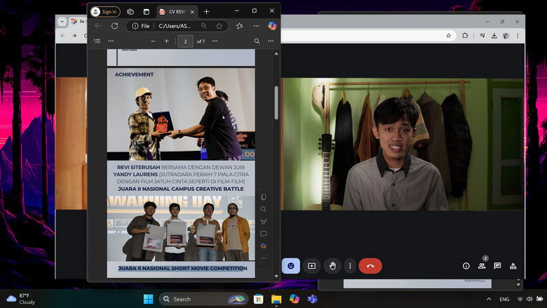 кадр из фильма Curhatan Revi Siterusah