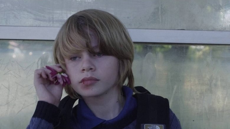 кадр из фильма Fragile