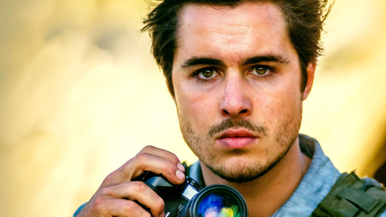 кадр из фильма Репортер на краю света