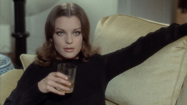 кадр из фильма Кто?