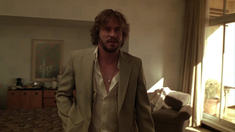 кадр из фильма Уондерлэнд