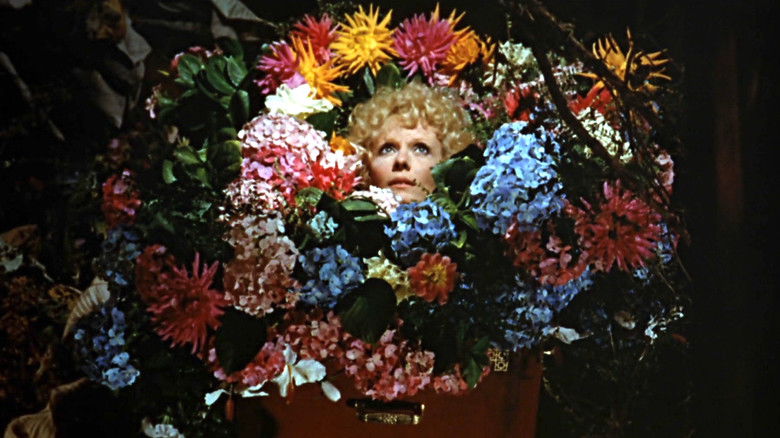 кадр из фильма Dites-le avec des fleurs