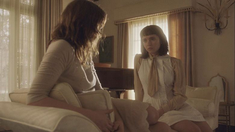 кадр из фильма Bark