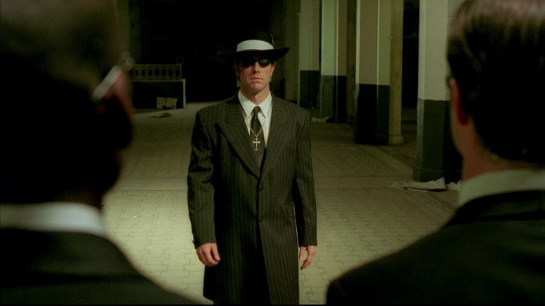 кадр из фильма Слэдж: Нерассказанная история