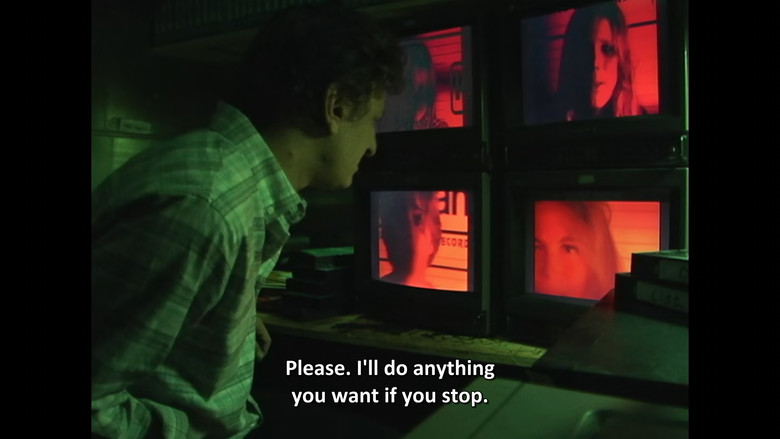 кадр из фильма З/Л/О: Хэллоуин