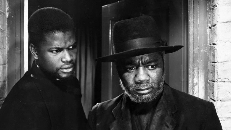 кадр из фильма Cry, the Beloved Country