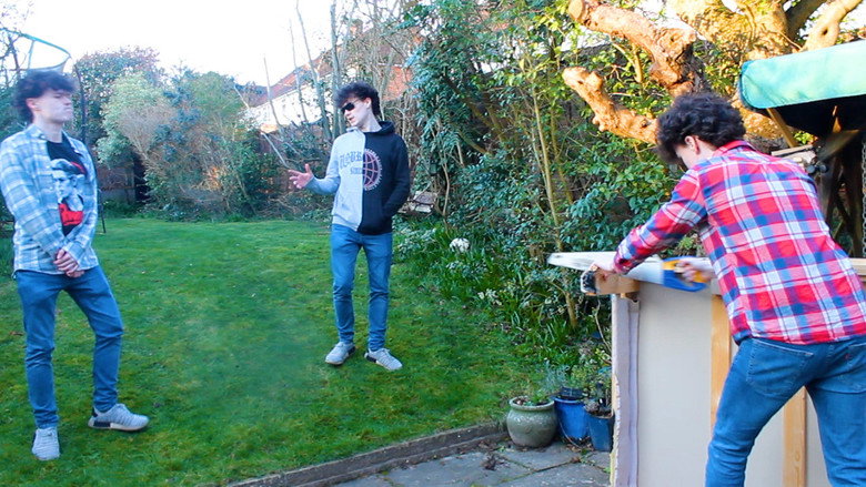 кадр из фильма DONOVAN 17: THE WEEKEND WARS