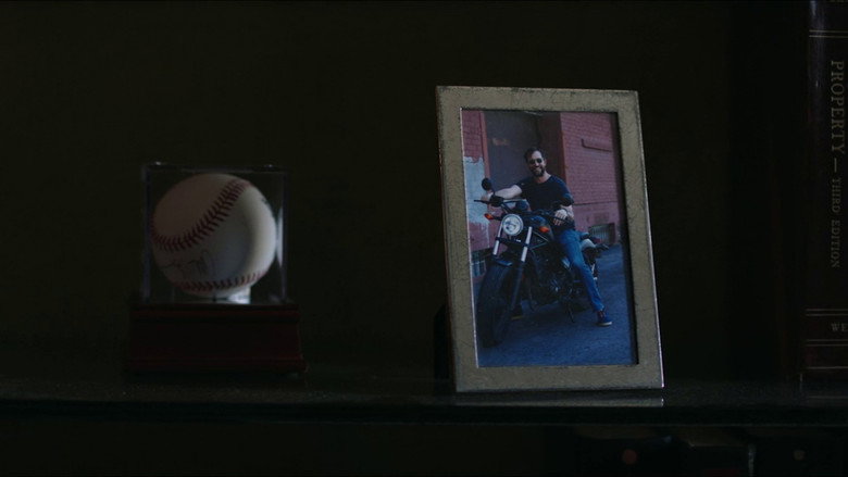 кадр из фильма At the Gates