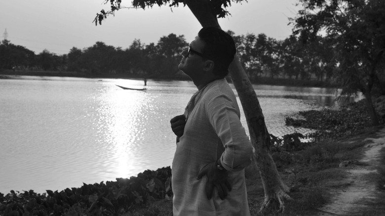 кадр из фильма Звезда, окутанная облаками