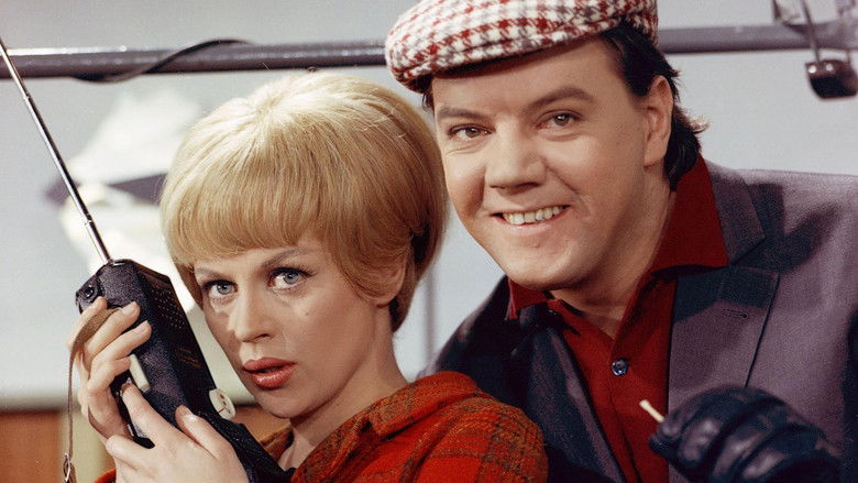 кадр из фильма Smukke-Arne og Rosa