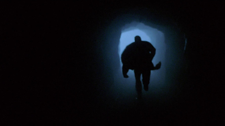 кадр из фильма Бессонница