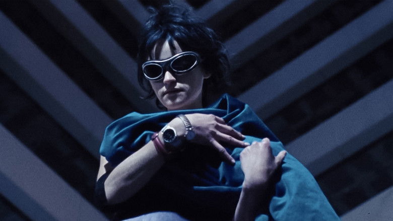 кадр из фильма Аппарат, летающий низко