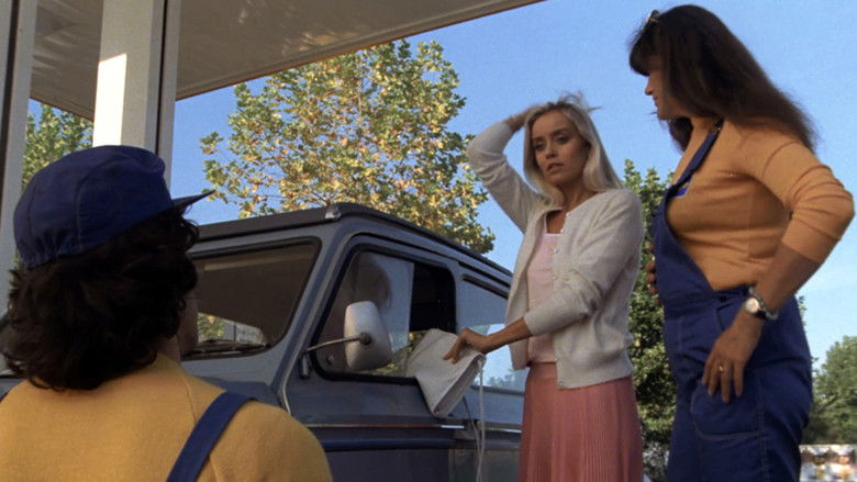 кадр из фильма Бодрые духи