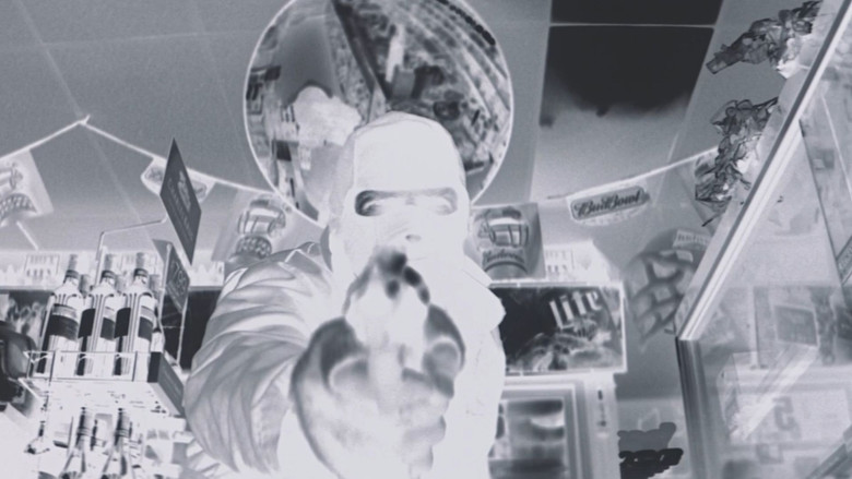 кадр из фильма Кровавая работа