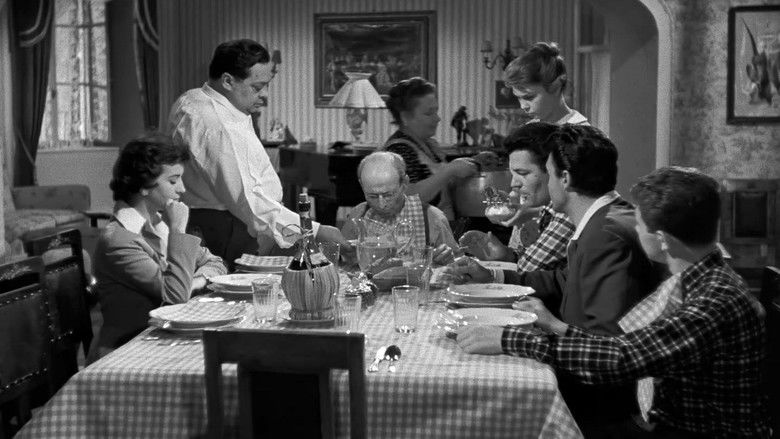 кадр из фильма Mi permette babbo!