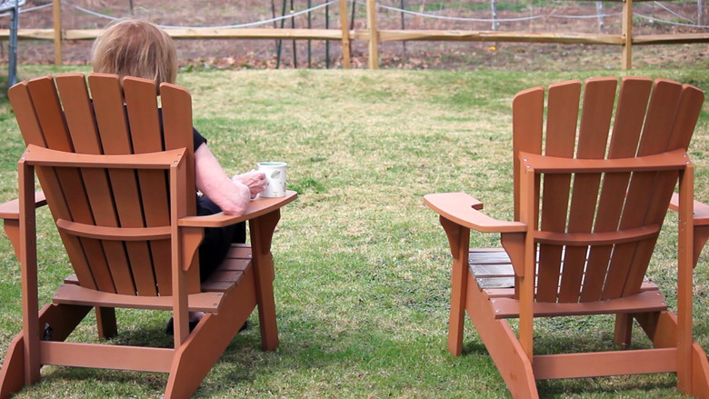 кадр из фильма Write Me A Letter When You Return Home