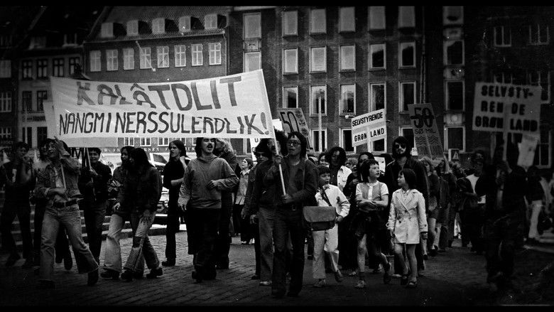 кадр из фильма Sumé: Mumisitsinerup nipaa