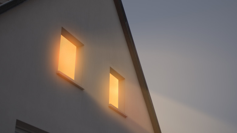 кадр из фильма Minuit derrière l'église