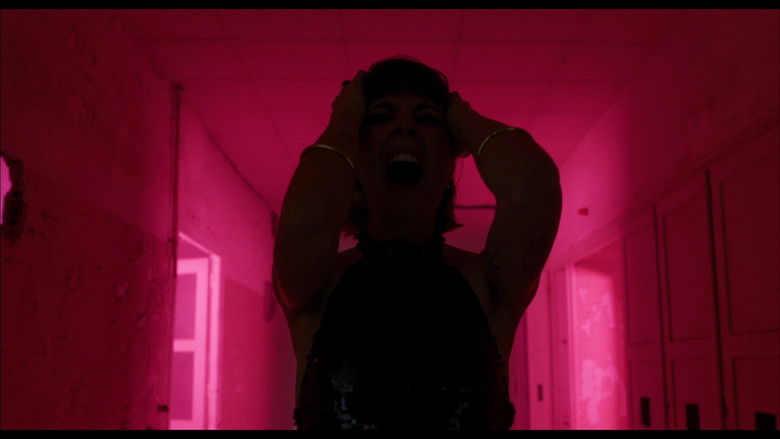 кадр из фильма Infinito