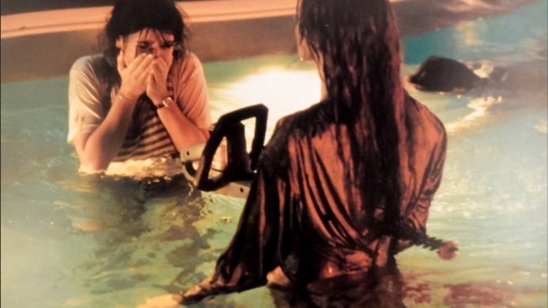 кадр из фильма Поцелуй