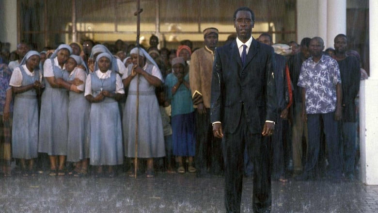 кадр из фильма Отель «Руанда»