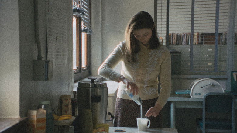 кадр из фильма Айлин