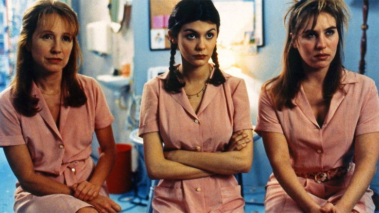 кадр из фильма Салон красоты 'Венера'