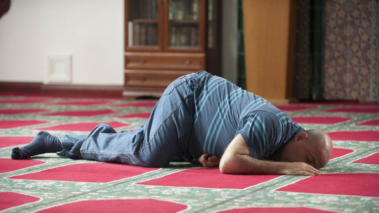 кадр из фильма Неверный