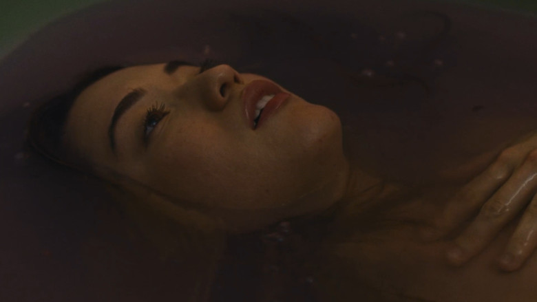 кадр из фильма I Am Whole