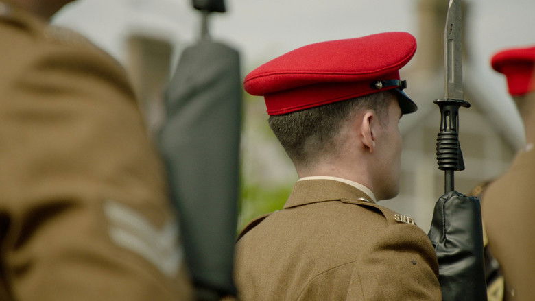 кадр из фильма The Outsider