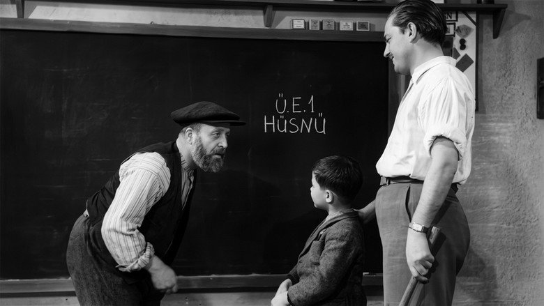 кадр из фильма Bir Dağ Masalı