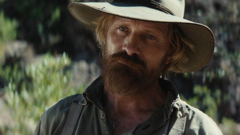 кадр из фильма Мёртвые не причиняют боли