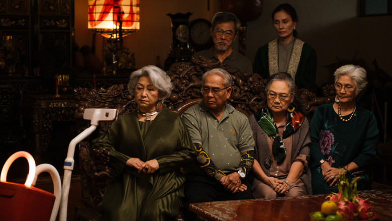 кадр из фильма ผีใช้ได้ค่ะ