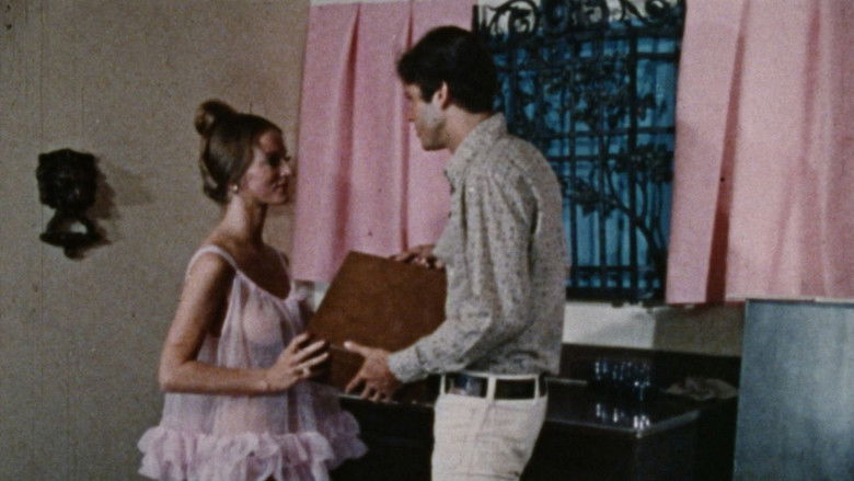 кадр из фильма The Young Marrieds