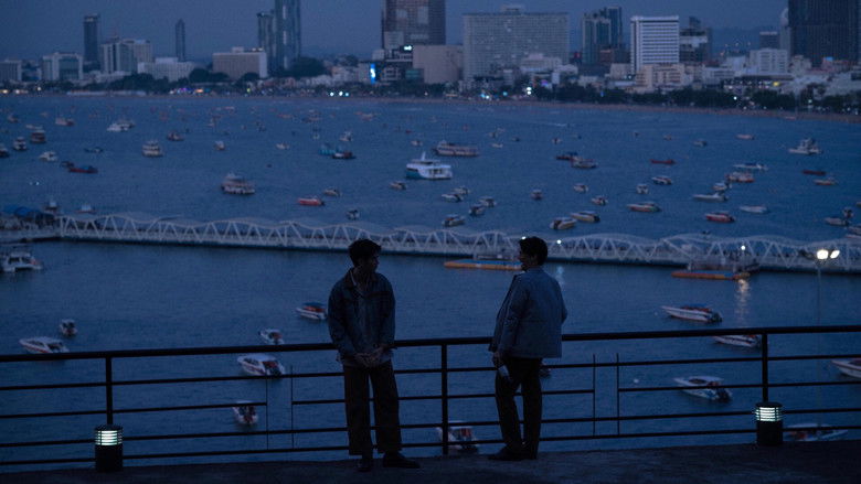 кадр из фильма Все меня любят, когда я мертв