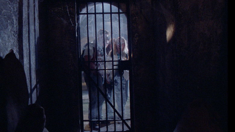 кадр из фильма Una notte al cimitero