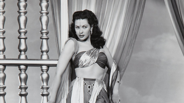 кадр из фильма The Desert Hawk