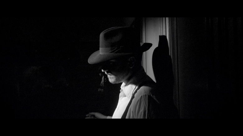 кадр из фильма LLUEVE SOBRE MOJADO