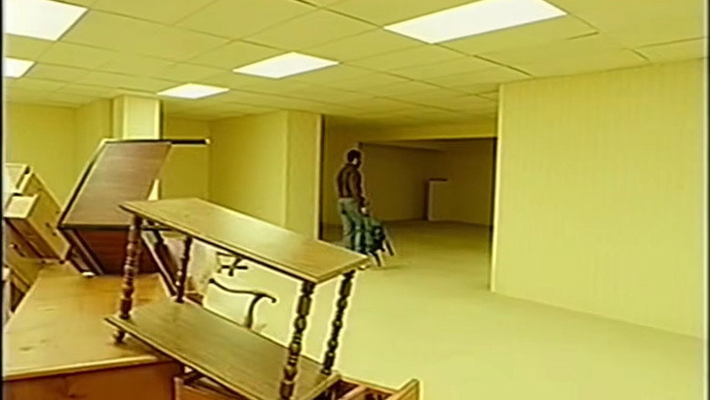 кадр из фильма Закулисье реальности