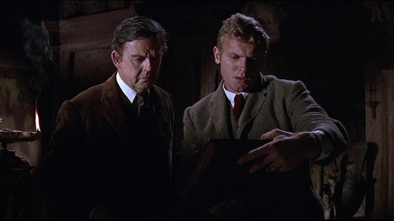 кадр из фильма Город в море