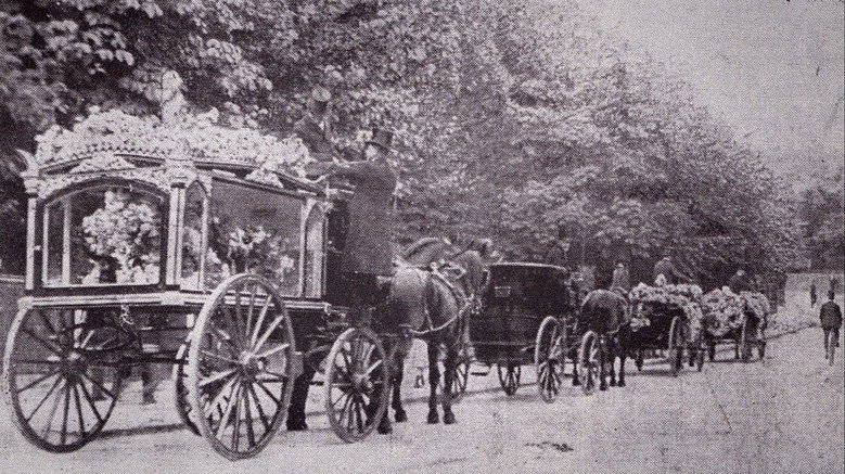 кадр из фильма Mill of the Stone Women & The Gothic Body