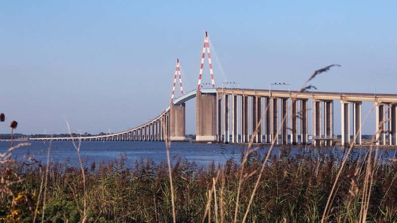 кадр из фильма Saint Nazaire : Le Pont le plus long de France