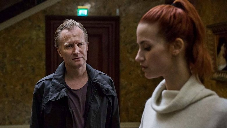 кадр из фильма Не оставляй меня