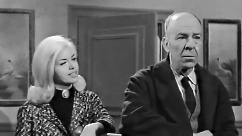 кадр из фильма Η Γόησσα