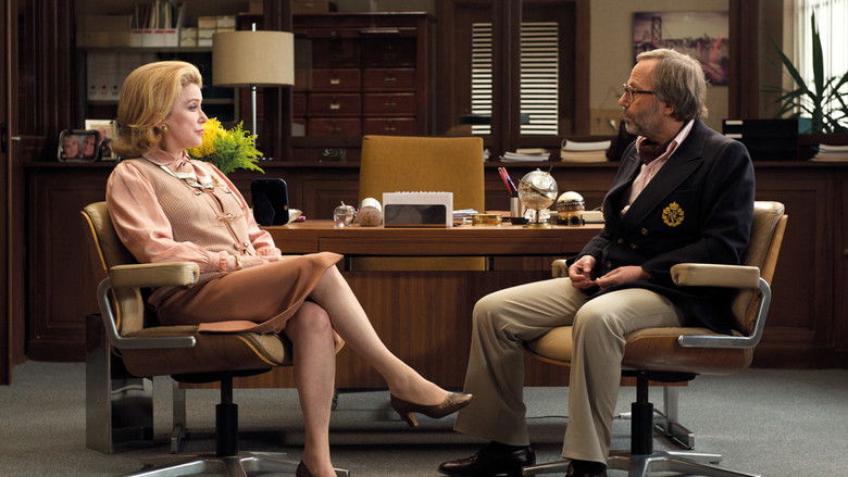 кадр из фильма Отчаянная домохозяйка