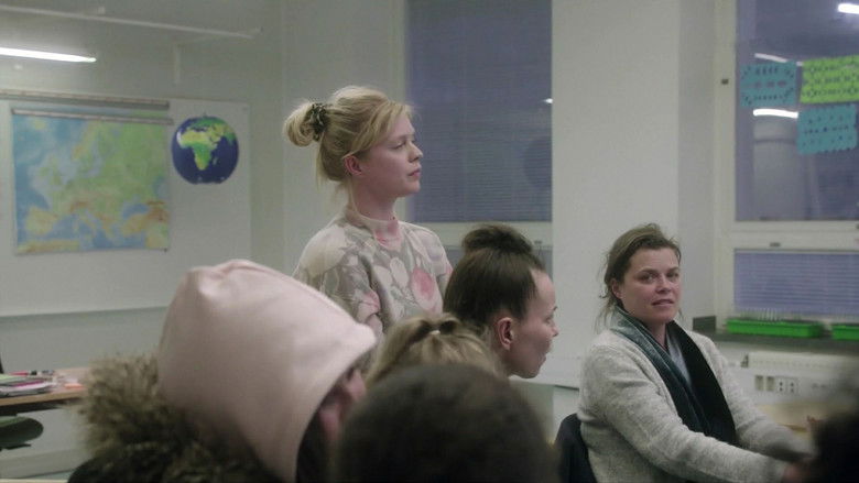 кадр из фильма 6A