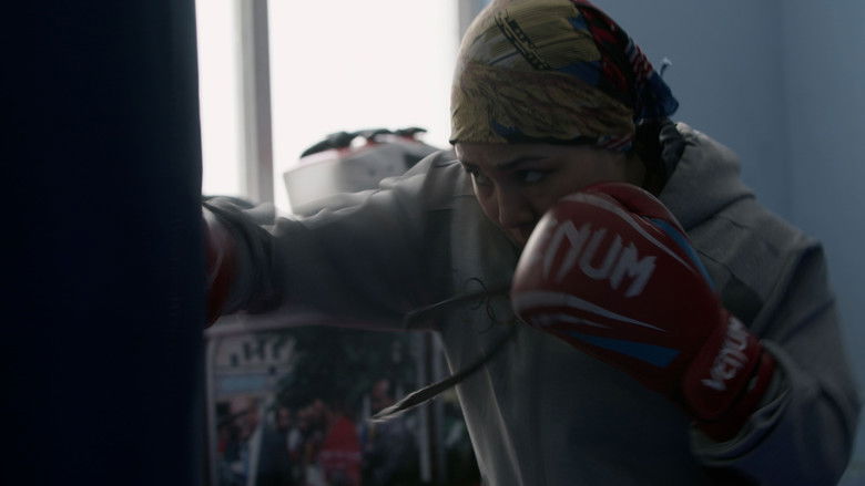 кадр из фильма And Still I Sing