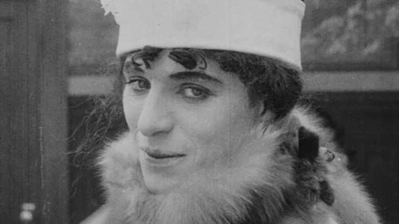 кадр из фильма Женщина