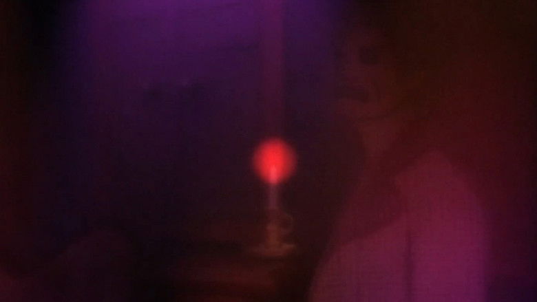 кадр из фильма Edgar Allan Poe's The Raven